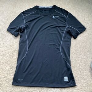 Nike Pro Combat Black Dri-FIT Fitted Short Sleeve Training Shirt - Size M - EUC